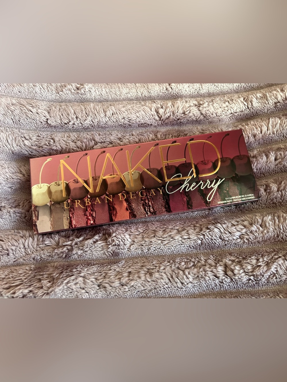NIB Urban Decay Naked Cherry Palette - Picture 7 of 16